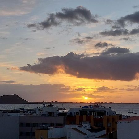 Precioso Atico Con Vistas Al Mar Parking Gratuito Apartman Corralejo Kültér fotó