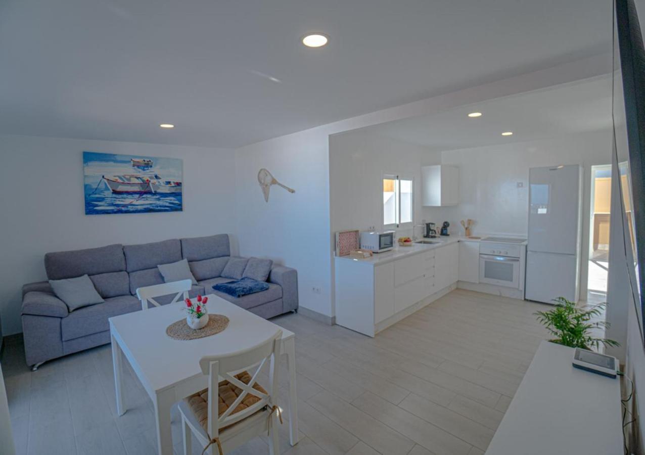 Precioso Atico Con Vistas Al Mar Parking Gratuito Apartman Corralejo Kültér fotó